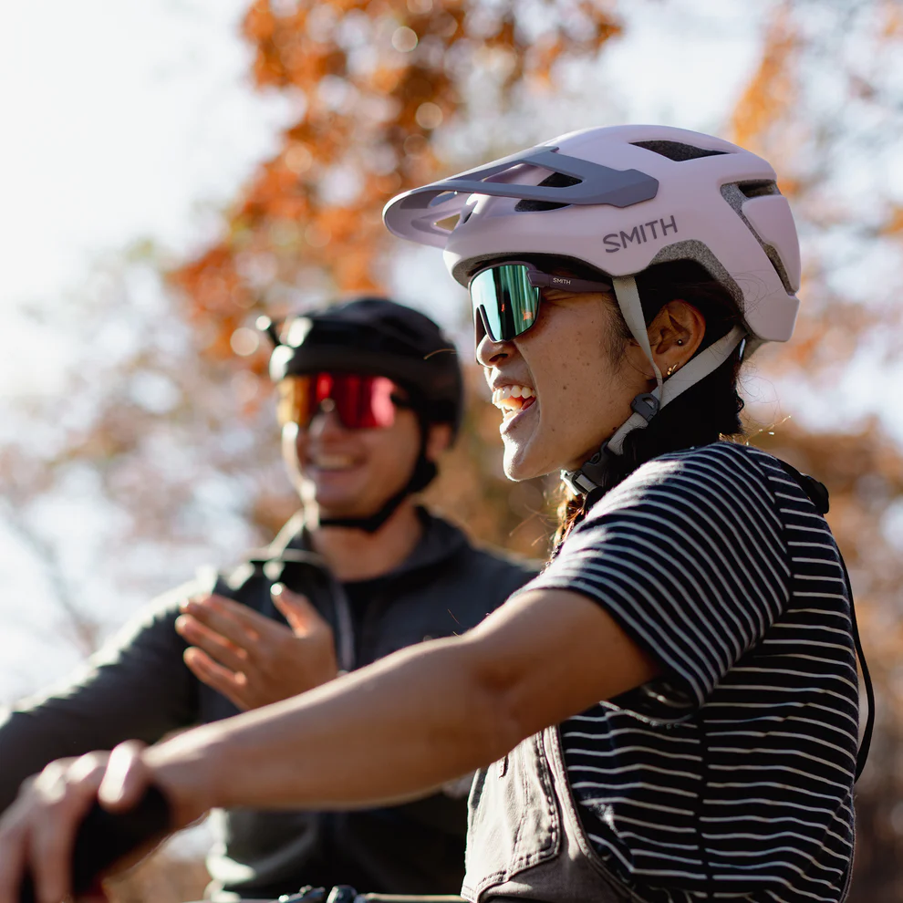 SMITH Pilot Mips helmet in Matte Aura, lifestyle shot