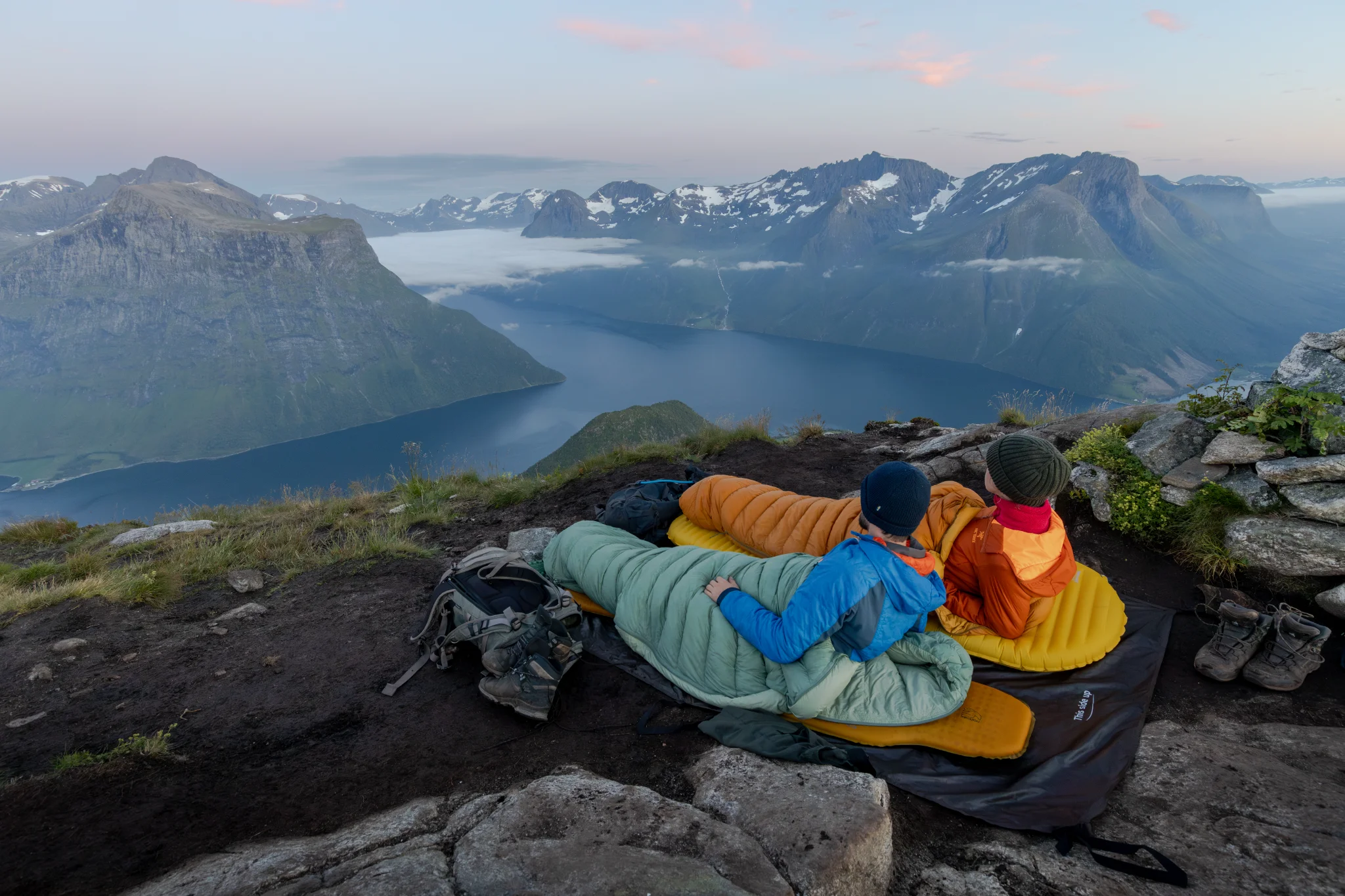Nordisk Iver and Ides sleeping bags side by side